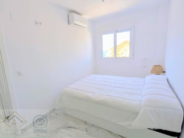 Apartamento de 2 habitaciones en Playa Poniente, Benidorm en venta con garaje - 268.000 € (Ref: 9409897)