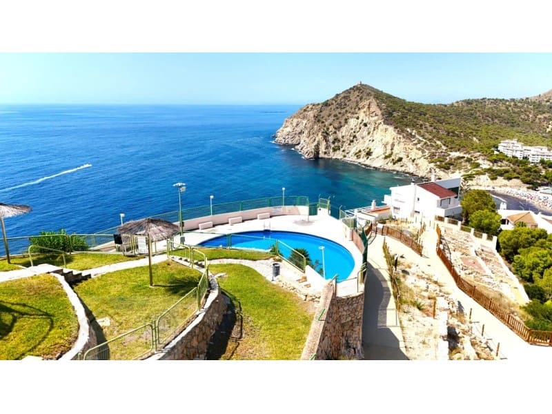 2 bedroom Apartment for sale in Benidorm with garage - € 268,000 (Ref: 9409897)