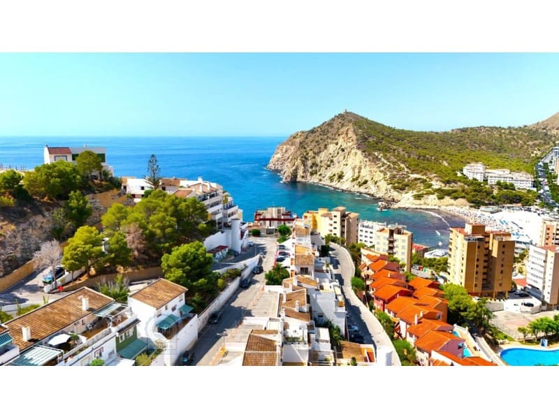 2 bedroom Apartment for sale in Benidorm with garage - € 268,000 (Ref: 9409897)