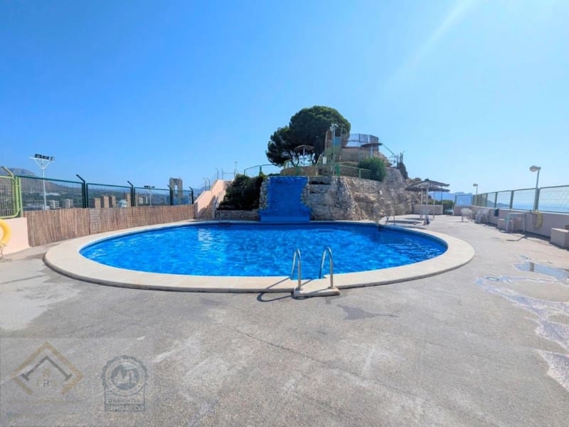 2 bedroom Apartment for sale in Benidorm with garage - € 268,000 (Ref: 9409897)