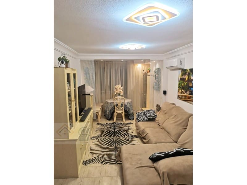 2 bedroom Apartment for sale in La Villajoyosa / Vila Joiosa with pool - € 186,000 (Ref: 9409898)