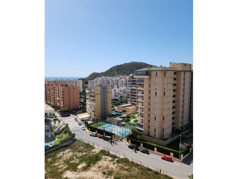 2 bedroom Apartment for sale in La Villajoyosa / Vila Joiosa with pool - € 186,000 (Ref: 9409898)