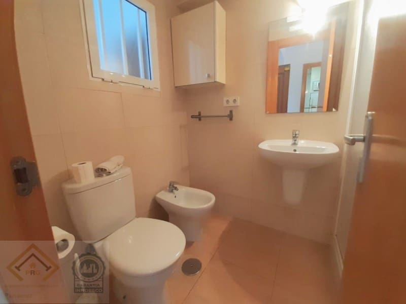 1 bedroom Apartment for sale in Benidorm with pool garage - € 229,000 (Ref: 9409899)