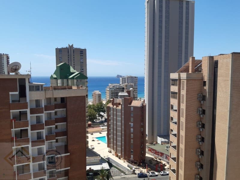 1 bedroom Apartment for sale in Benidorm with pool garage - € 229,000 (Ref: 9409899)