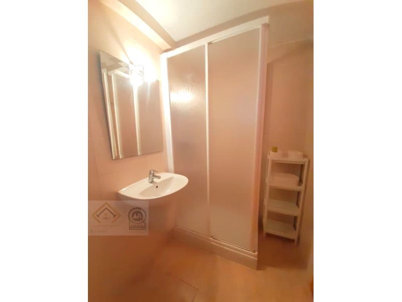 1 bedroom Apartment for sale in Benidorm with pool garage - € 229,000 (Ref: 9409899)