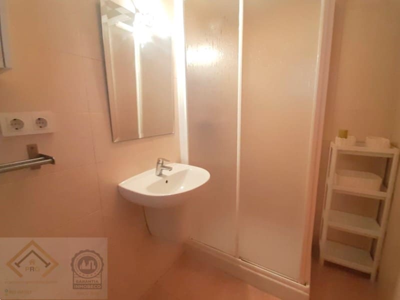 1 bedroom Apartment for sale in Benidorm with pool garage - € 229,000 (Ref: 9409899)