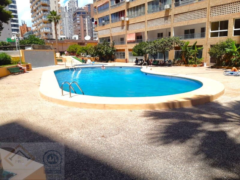 1 bedroom Apartment for sale in Benidorm with pool garage - € 229,000 (Ref: 9409899)