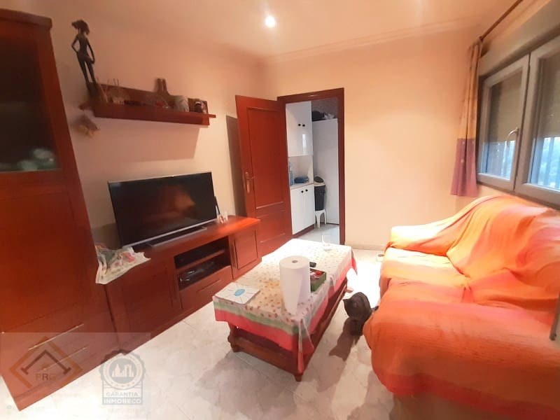 2 bedroom Flat for sale in Benidorm - € 179,000 (Ref: 9409900)