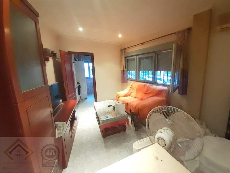 2 bedroom Flat for sale in Benidorm - € 179,000 (Ref: 9409900)