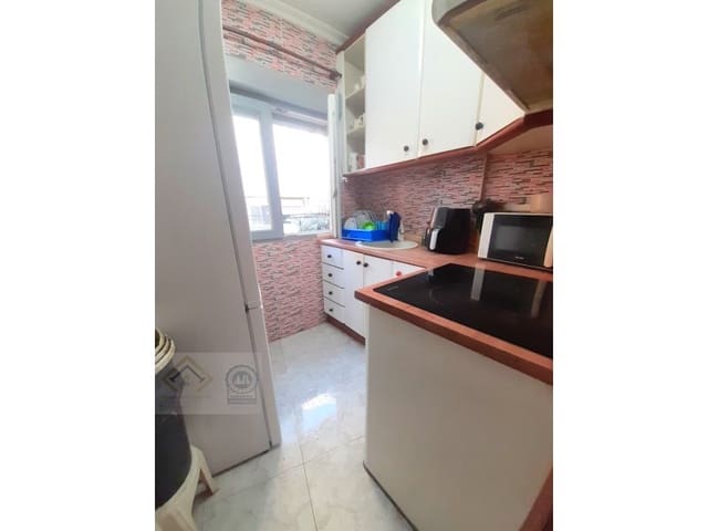 Piso de 2 habitaciones en Centro Urbano, Benidorm en venta - 179.000 € (Ref: 9409900)