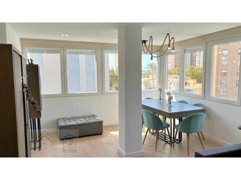 2 bedroom Flat for sale in Benidorm with garage - € 262,000 (Ref: 9409902)