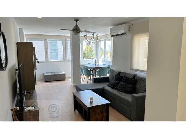 Piso de 2 habitaciones en Playa Levante, Benidorm en venta con garaje - 262.000 € (Ref: 9409902)