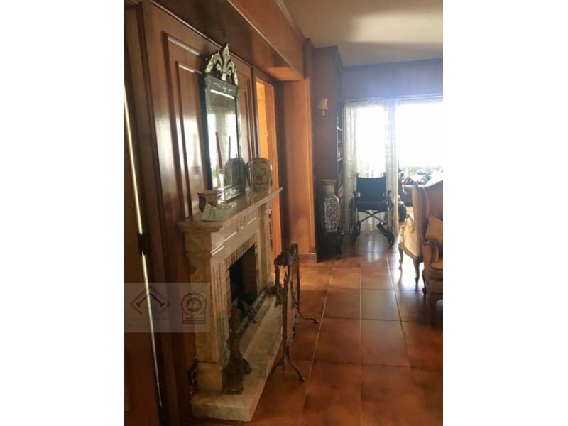 2 bedroom Flat for sale in Benidorm - € 399,000 (Ref: 9409904)