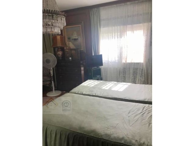 Piso de 2 habitaciones en Playa Levante, Benidorm en venta - 399.000 € (Ref: 9409904)