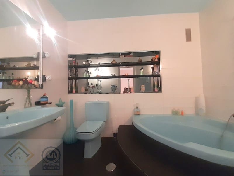 4 soverom Penthouse til salgs i Benidorm - € 466 900 (Ref: 9409905)