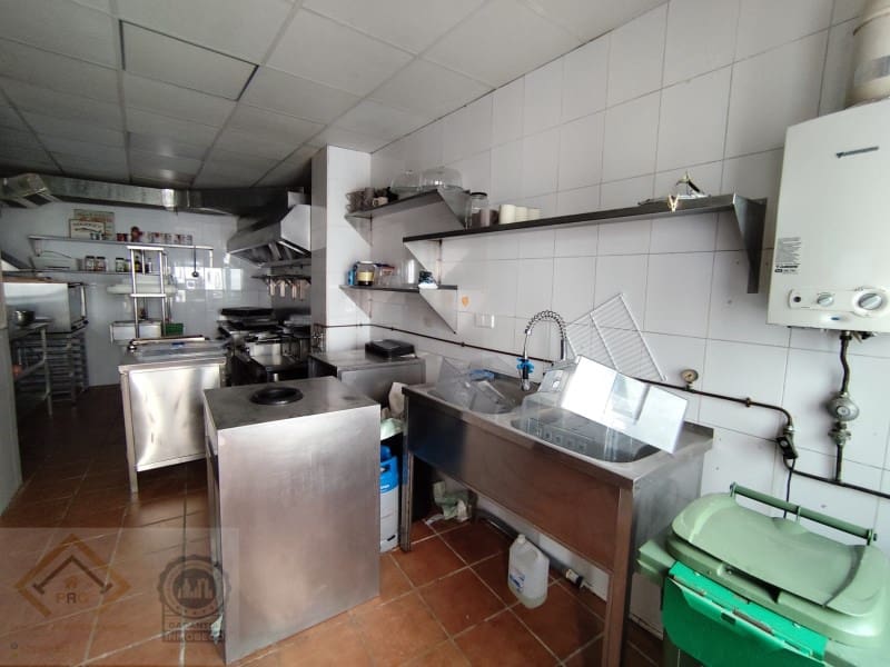 Restaurant/Bar for sale in Altea - € 370,000 (Ref: 9409907)