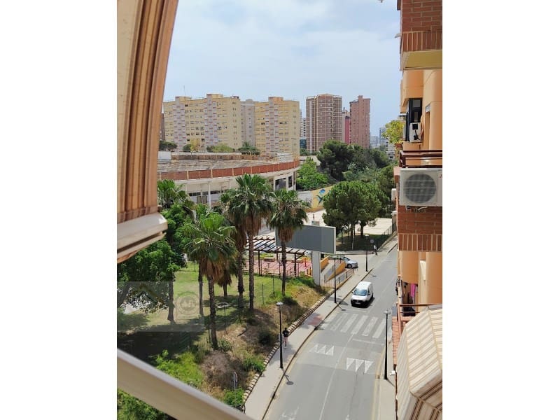 4 bedroom Flat for sale in Benidorm - € 295,000 (Ref: 9409908)