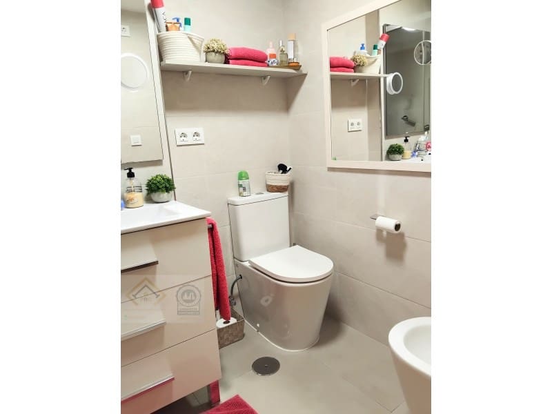 4 bedroom Flat for sale in Benidorm - € 295,000 (Ref: 9409908)