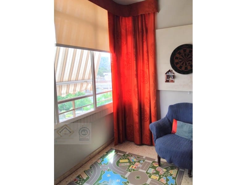 4 bedroom Flat for sale in Benidorm - € 295,000 (Ref: 9409908)