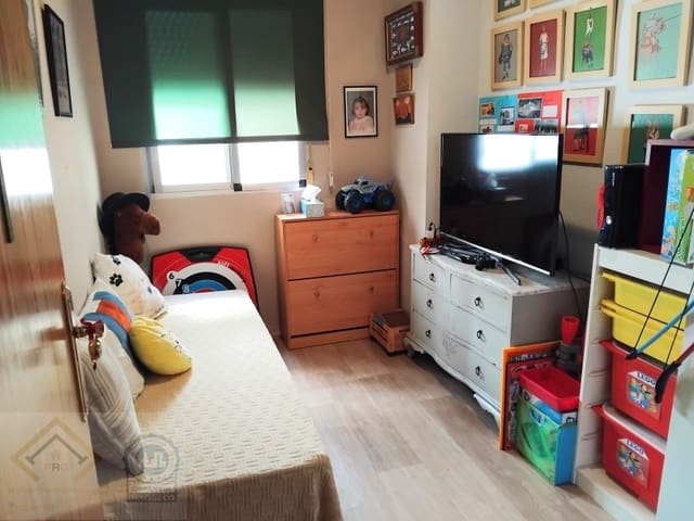 4 soverom Leilighet til salgs i Colonia Madrid, Benidorm - € 295 000 (Ref: 9409908)