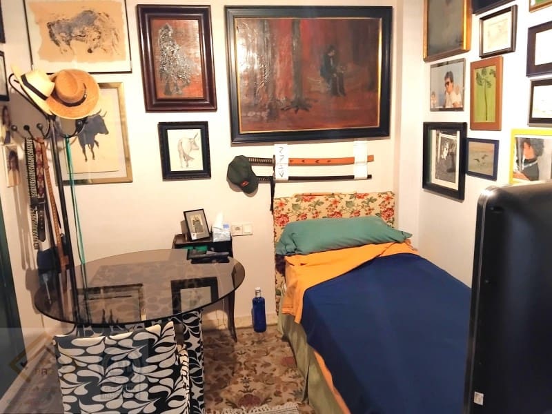 4 bedroom Flat for sale in Benidorm - € 295,000 (Ref: 9409908)