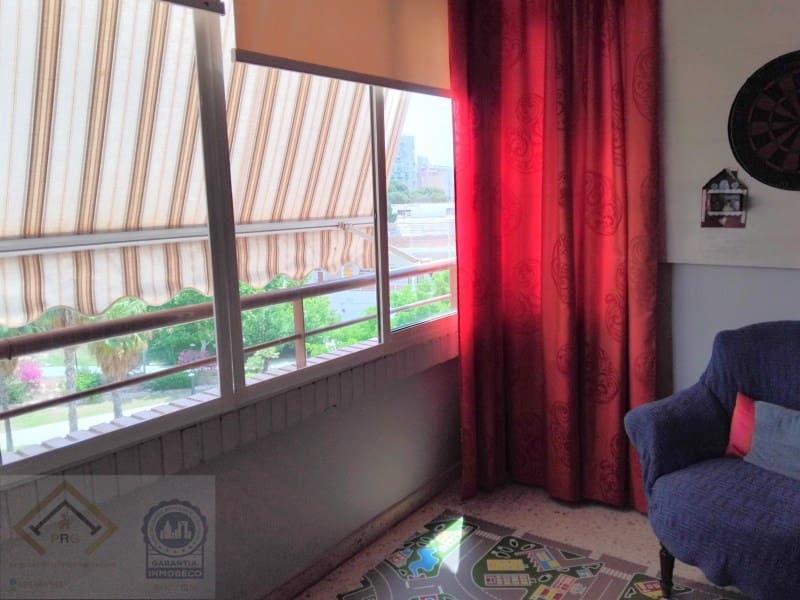 4 bedroom Flat for sale in Benidorm - € 295,000 (Ref: 9409908)