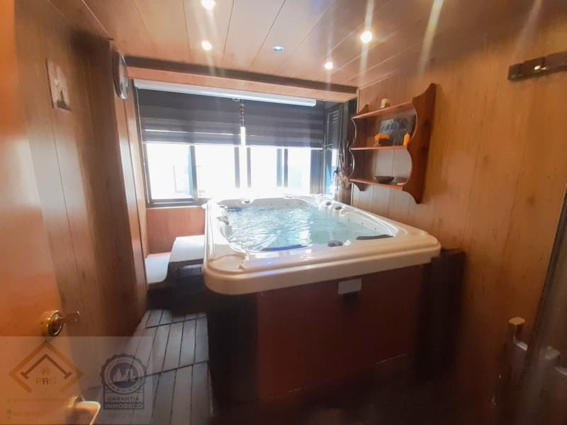 4 sypialnia Mieszkanie na sprzedaż w Benidorm z garażem - 384 000 € (Ref: 9409911)