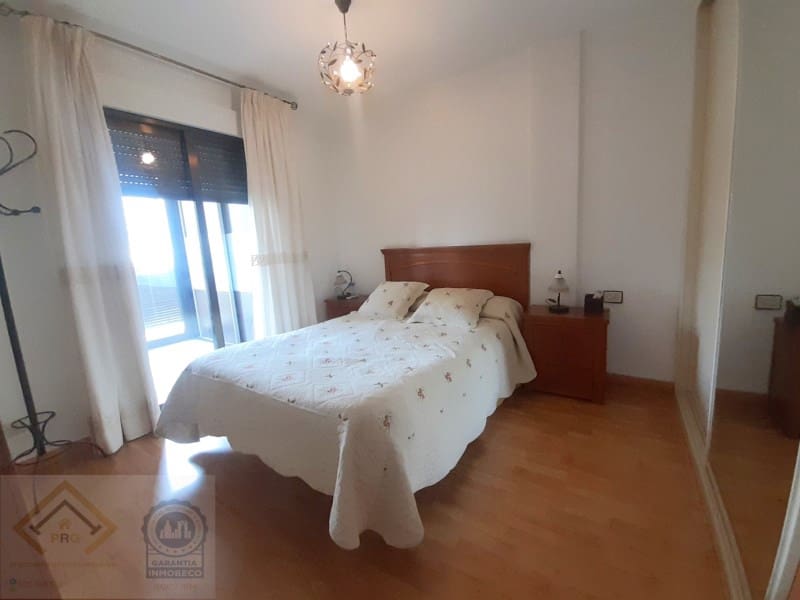 4 sypialnia Mieszkanie na sprzedaż w Benidorm z garażem - 384 000 € (Ref: 9409911)
