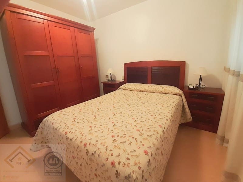 4 sypialnia Mieszkanie na sprzedaż w Benidorm z garażem - 384 000 € (Ref: 9409911)