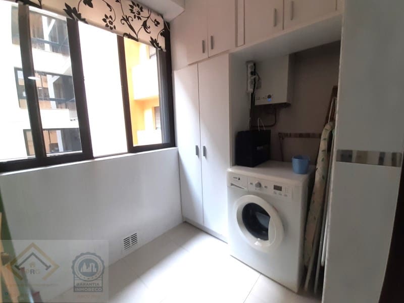 4 sypialnia Mieszkanie na sprzedaż w Benidorm z garażem - 384 000 € (Ref: 9409911)