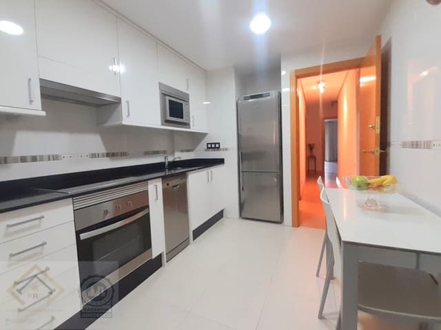 4 sypialnia Mieszkanie na sprzedaż w Centro Urbano, Benidorm z garażem - 384 000 € (Ref: 9409911)