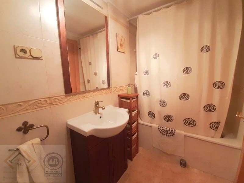 4 sypialnia Mieszkanie na sprzedaż w Benidorm z garażem - 384 000 € (Ref: 9409911)