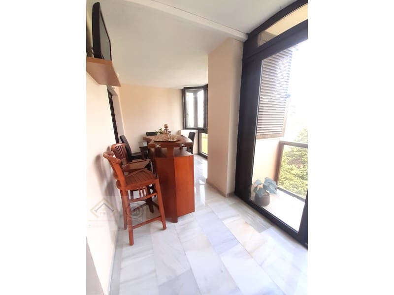 4 sypialnia Mieszkanie na sprzedaż w Benidorm z garażem - 384 000 € (Ref: 9409911)