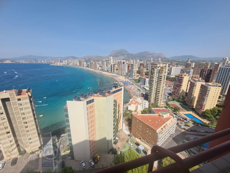 3 sovrum Lägenhet till salu i Benidorm med garage - 290 000 € (Ref: 9409913)