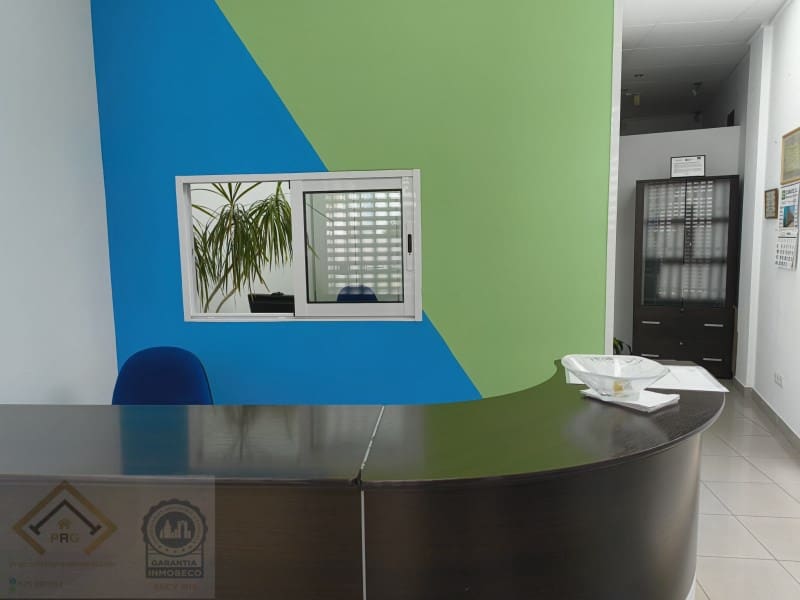 Commercial for sale in La Nucia - € 179,000 (Ref: 9409914)