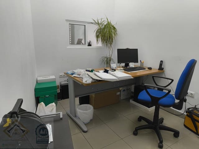 Commercial for sale in Coloma  , La Nucia - € 179,000 (Ref: 9409914)