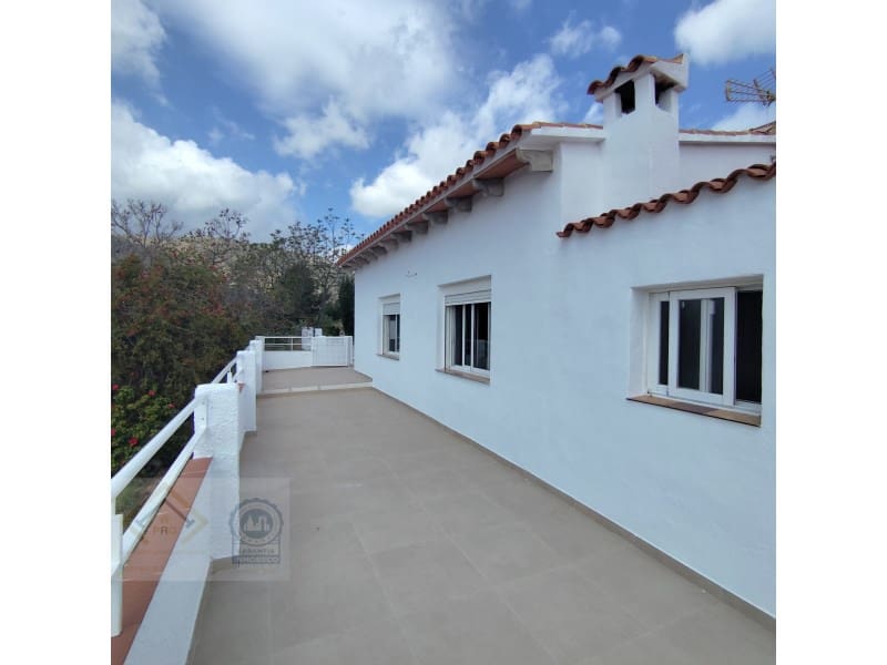 3 bedroom Villa for sale in Bolulla - € 325,000 (Ref: 9409916)