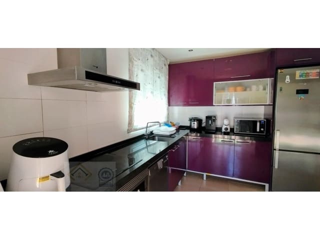 Chalet de 7 habitaciones en Balcón de Finestrat - Terra Marina, Finestrat en venta con garaje - 695.000 € (Ref: 9409920)