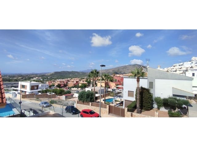 Chalet de 7 habitaciones en Balcón de Finestrat - Terra Marina, Finestrat en venta con garaje - 695.000 € (Ref: 9409920)