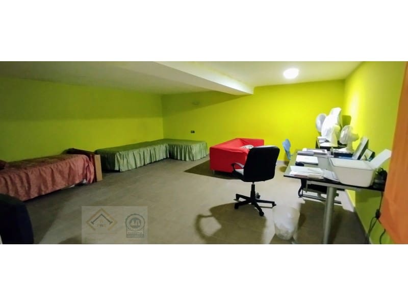 Chalet de 7 habitaciones en Finestrat en venta con garaje - 695.000 € (Ref: 9409920)