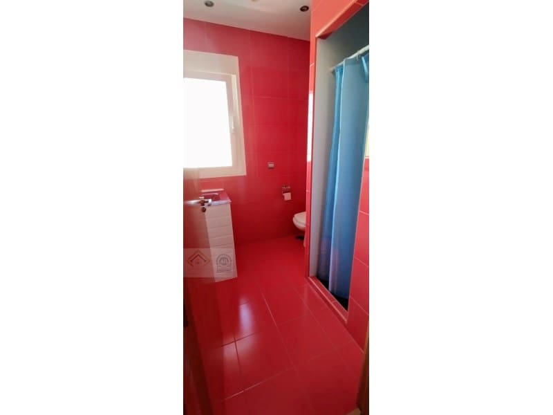 Chalet de 7 habitaciones en Finestrat en venta con garaje - 695.000 € (Ref: 9409920)