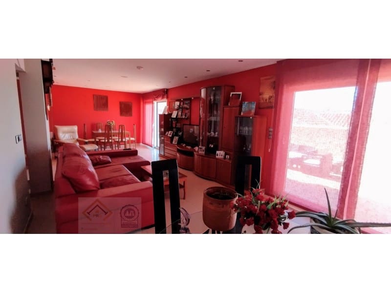 Chalet de 7 habitaciones en Finestrat en venta con garaje - 695.000 € (Ref: 9409920)