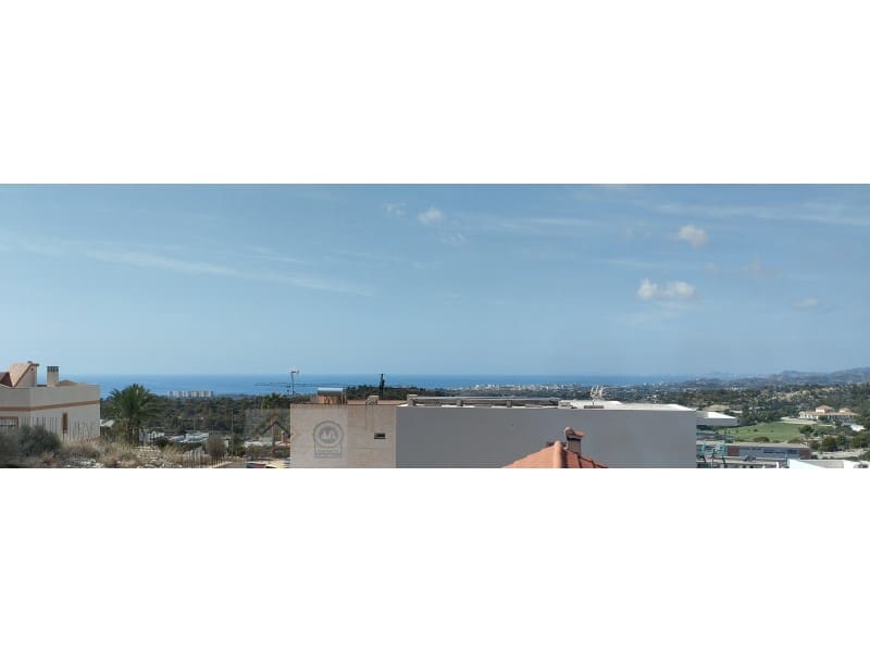 Chalet de 7 habitaciones en Finestrat en venta con garaje - 695.000 € (Ref: 9409920)