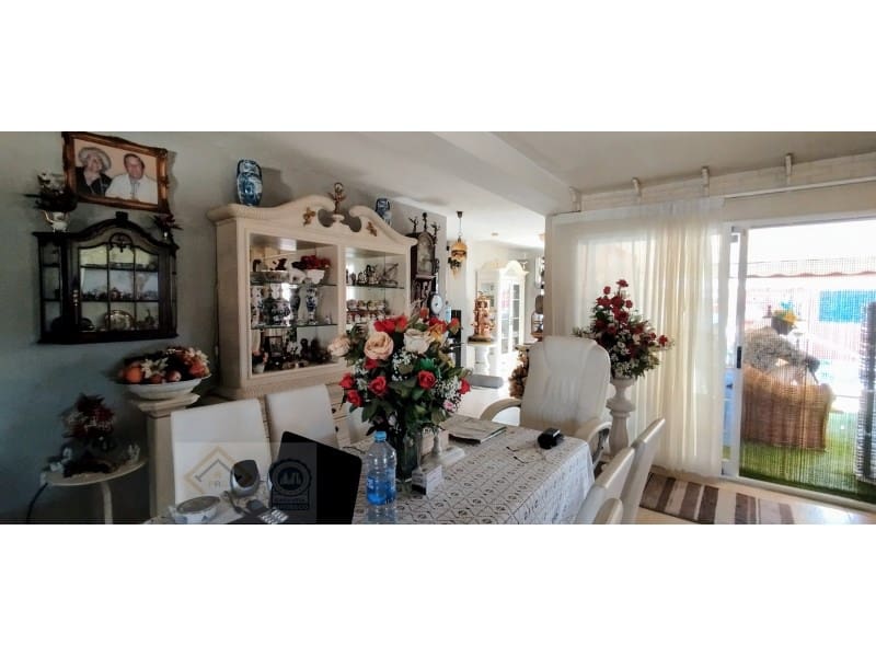 4 soveværelse Villa til salg i La Nucia med garage - € 450.000 (Ref: 9409921)