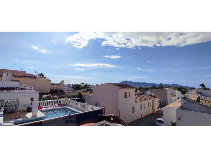 4 soveværelse Villa til salg i La Nucia med garage - € 450.000 (Ref: 9409921)