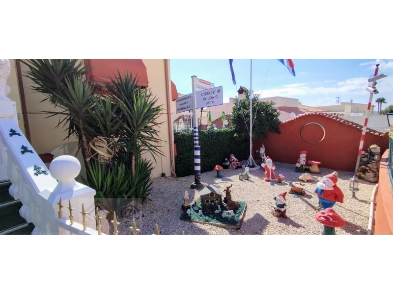 4 soveværelse Villa til salg i La Nucia med garage - € 450.000 (Ref: 9409921)