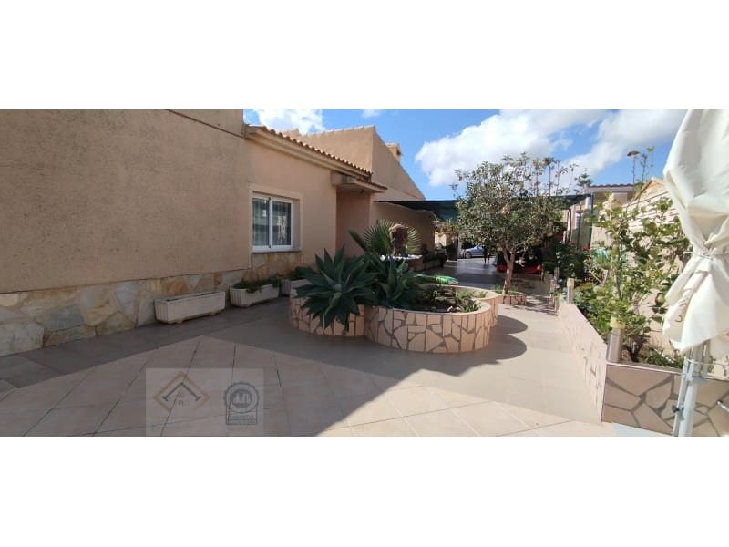 3 sypialnia Willa na sprzedaż w La Nucia z garażem - 480 000 € (Ref: 9409922)