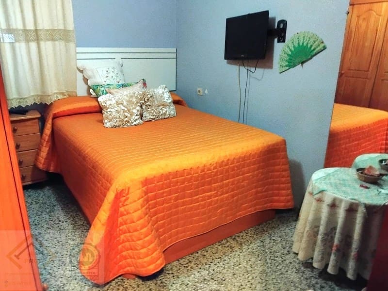 3 bedroom Flat for sale in Benidorm - € 262,000 (Ref: 9414329)