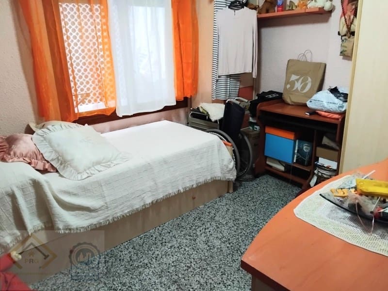 3 bedroom Flat for sale in Benidorm - € 262,000 (Ref: 9414329)