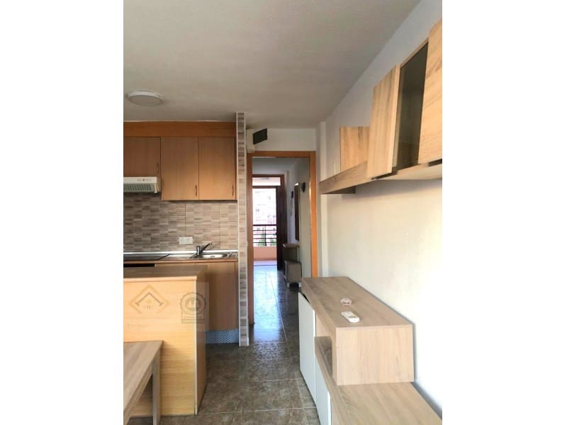 1 bedroom Apartment for sale in Benidorm with pool garage - € 186,000 (Ref: 9422490)